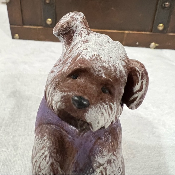 little Brown Dog - Picture 4 of 6